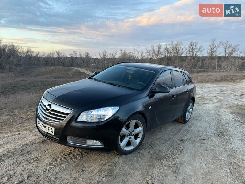 Универсал Opel Insignia 2011 в Каменском фото Универсал Opel Insignia 2011 в Каменском
