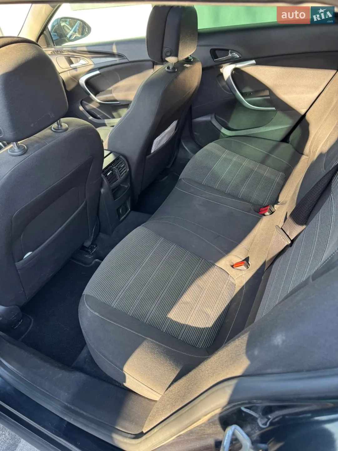 2012 Opel Insignia - мініатюра 8