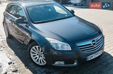 Универсал Opel Insignia 2010 в Житомире