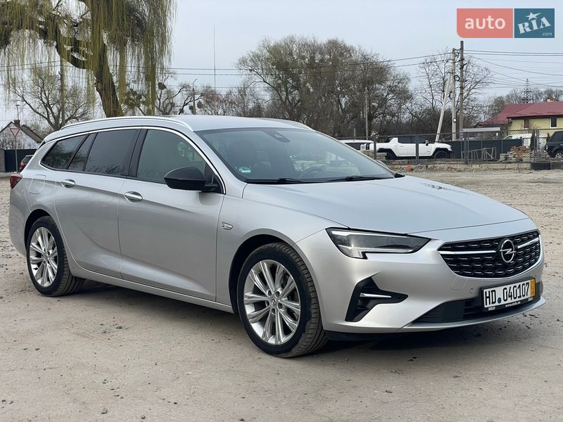Opel Insignia 2021