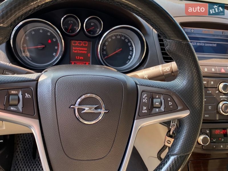 Седан Opel Insignia 2008 в Киеве