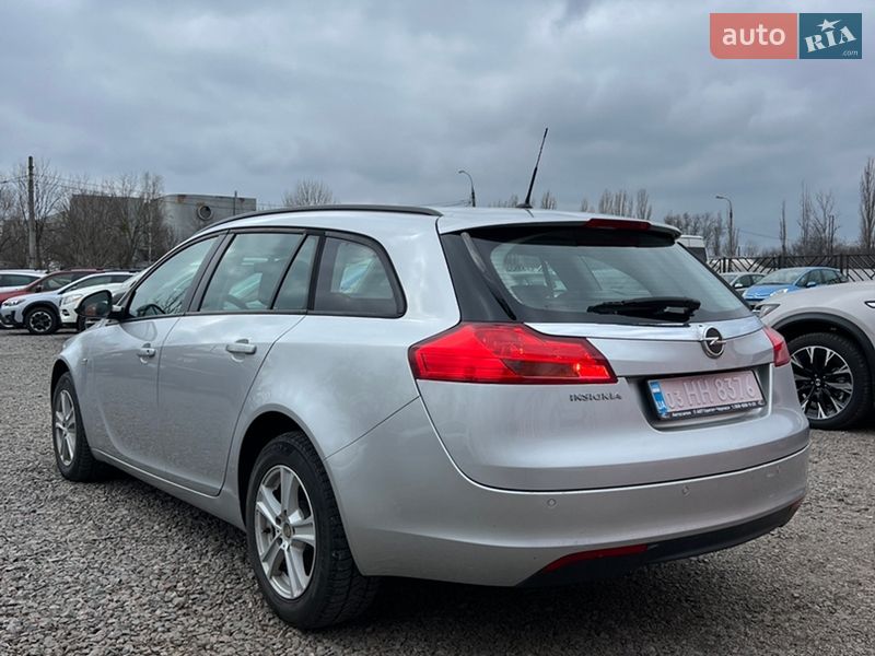 Універсал Opel Insignia 2009 в Черкасах