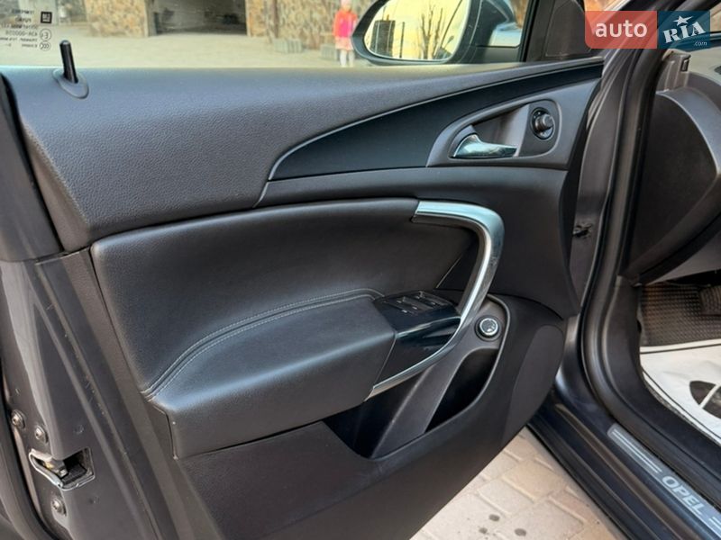 Универсал Opel Insignia 2011 в Хмельницком