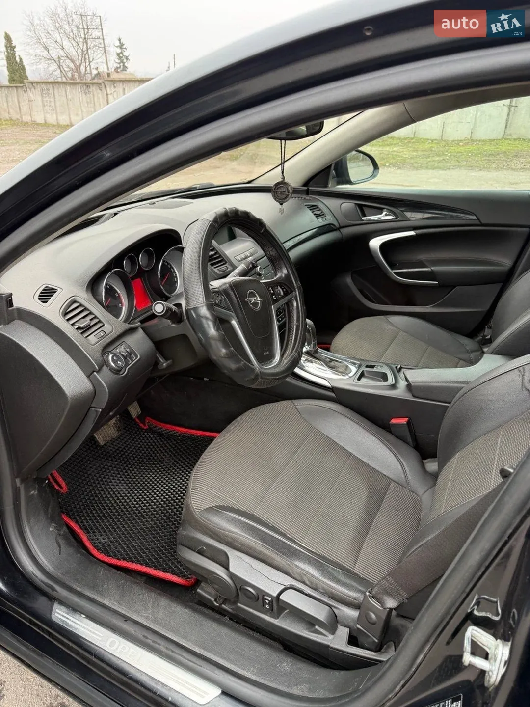 2010 Opel Insignia - мініатюра 8