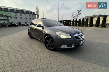 Универсал Opel Insignia 2012 в Киеве
