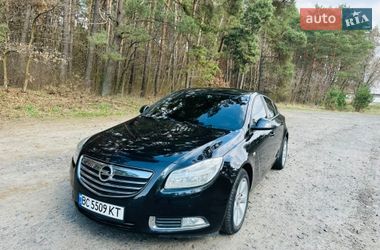 Седан Opel Insignia 2013 в Володимирі