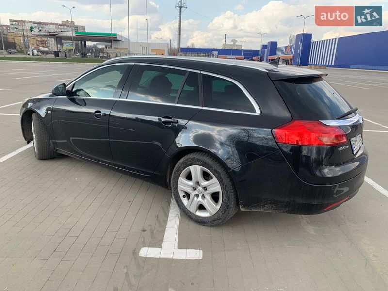 Универсал Opel Insignia 2010 в Сумах