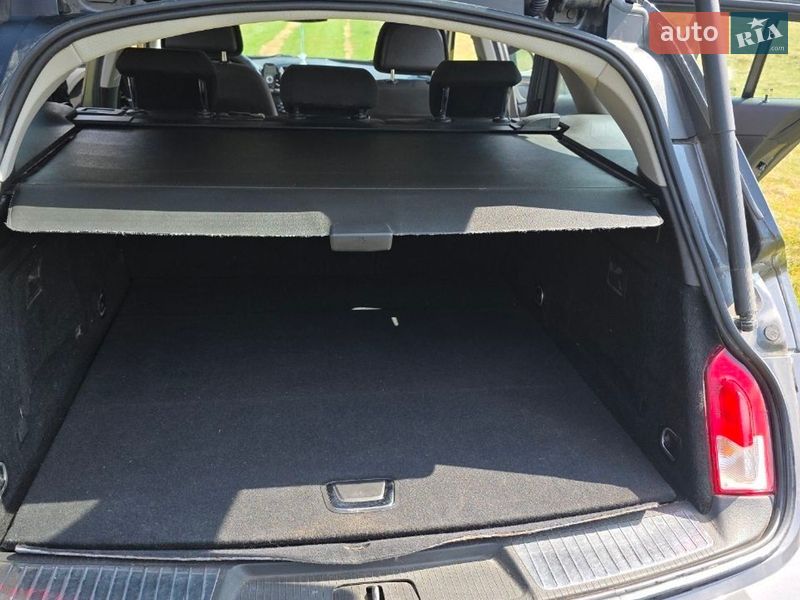 Універсал Opel Insignia 2009 в Івано-Франківську