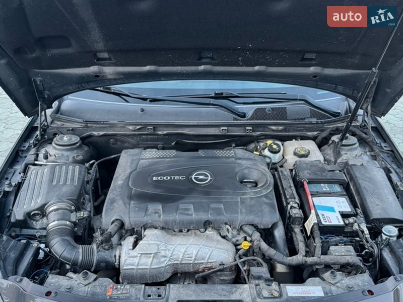 Седан Opel Insignia 2014 в Дубні