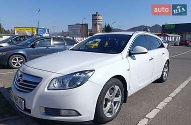 Універсал Opel Insignia 2010 в Перечині