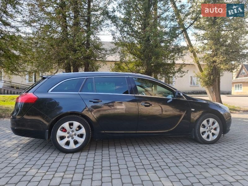 Універсал Opel Insignia 2011 в Рожнятові