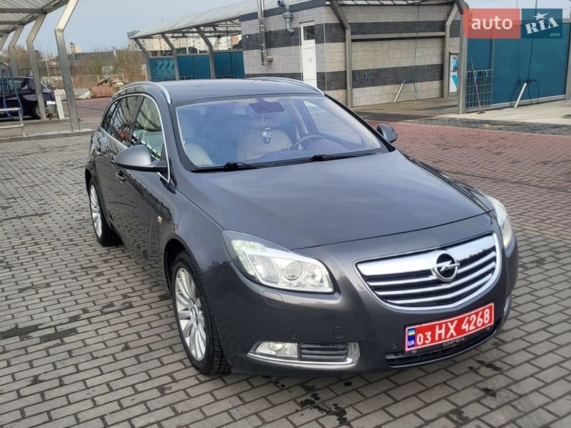 Универсал Opel Insignia 2011 в Луцке