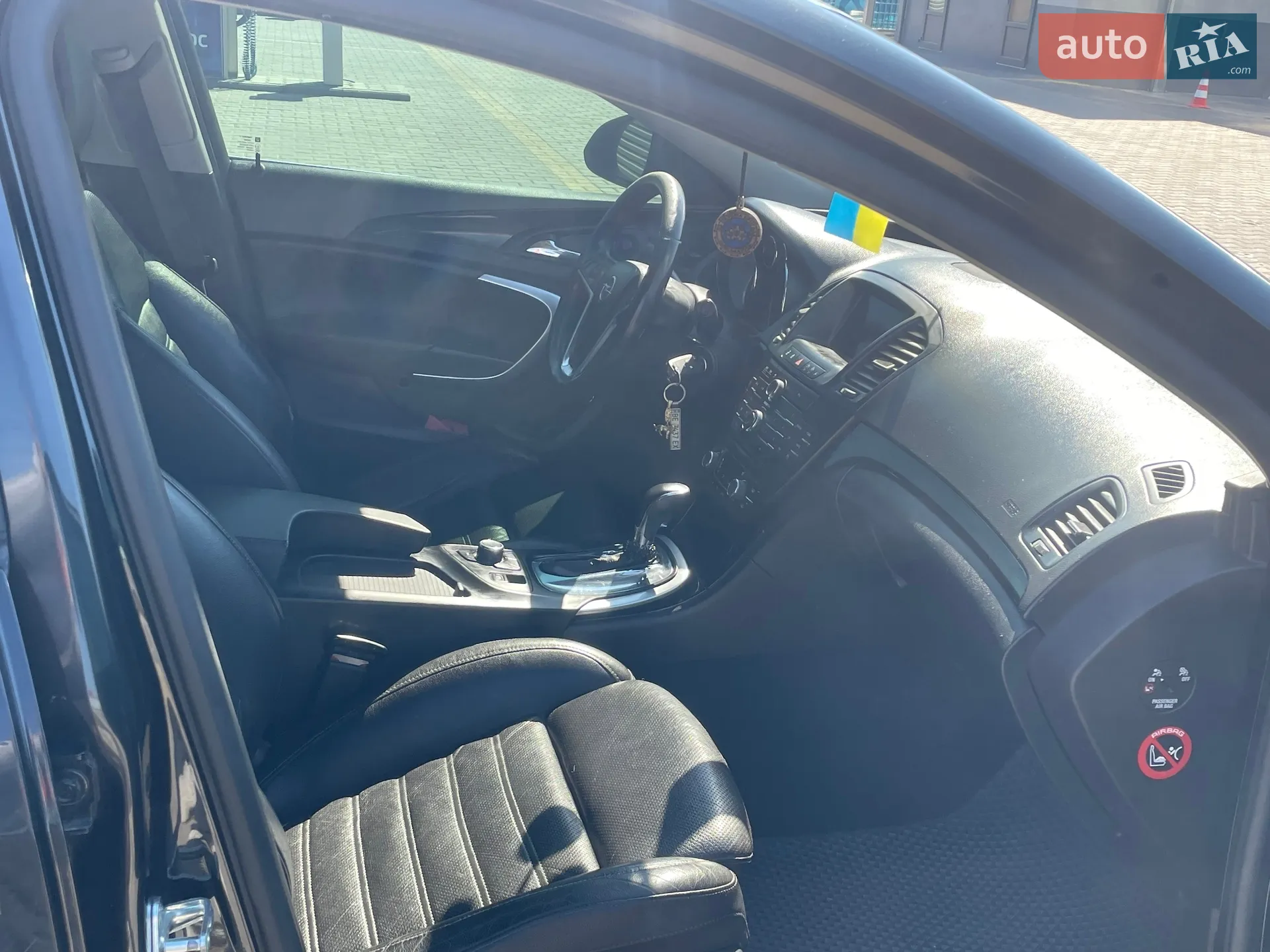 2011 Opel Insignia - мініатюра 3