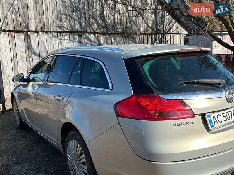 Універсал Opel Insignia 2011 в Камені-Каширському