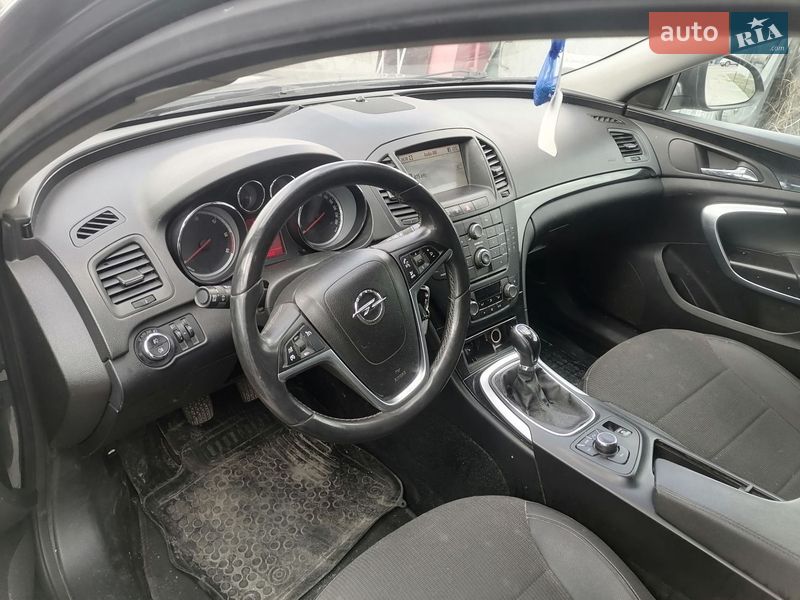 Універсал Opel Insignia 2009 в Києві