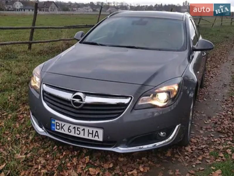 Універсал Opel Insignia 2016 в Острозі