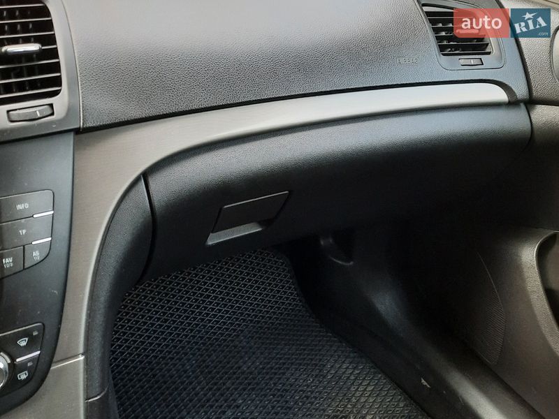 Універсал Opel Insignia 2010 в Галичі