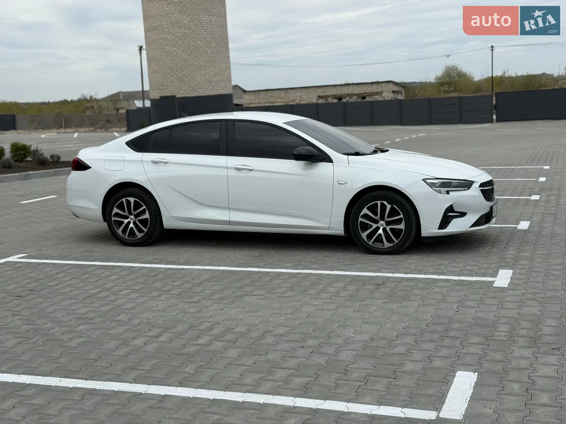 2021 Opel Insignia - мініатюра 8