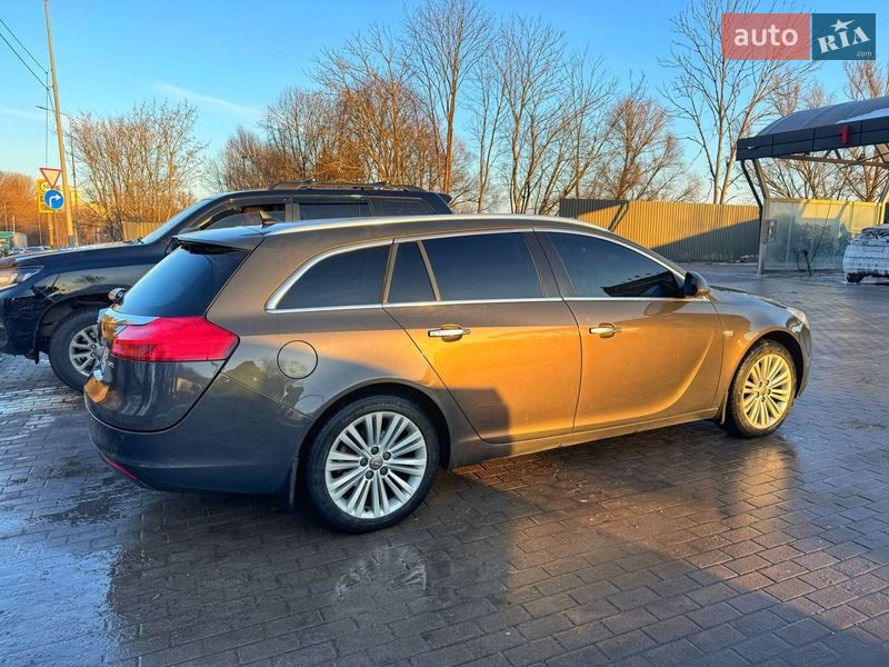 Универсал Opel Insignia 2013 в Тернополе