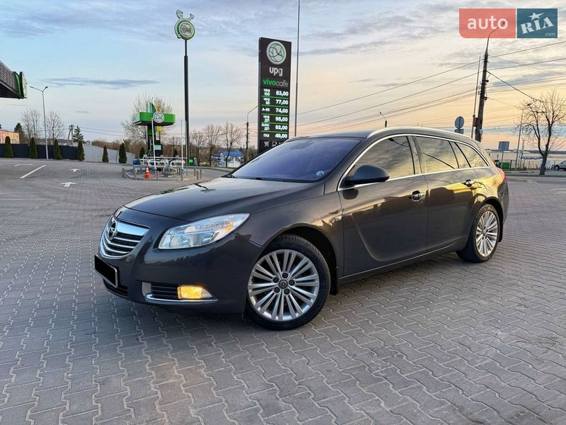 Универсал Opel Insignia 2013 в Тернополе