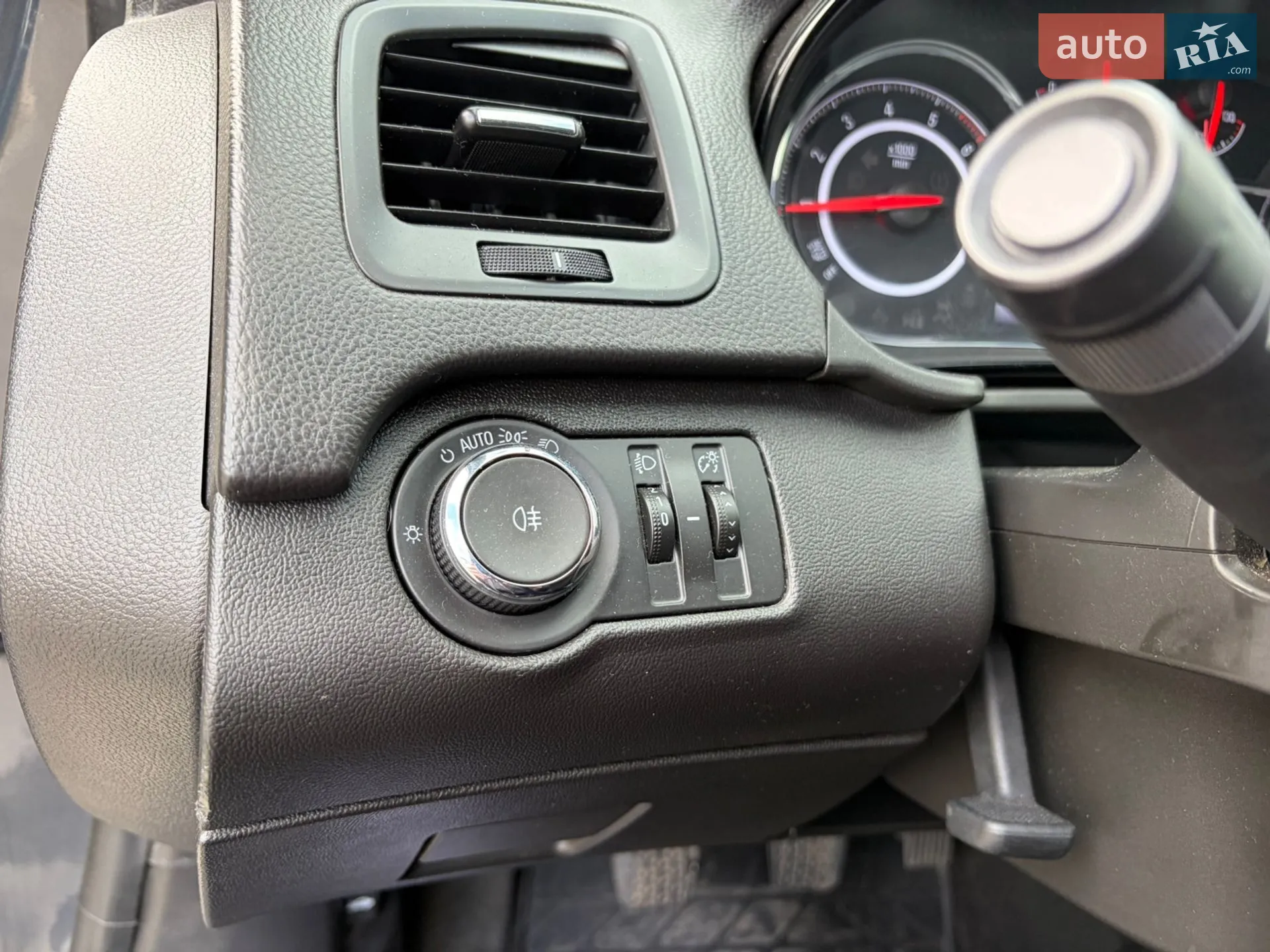 2016 Opel Insignia - мініатюра 8