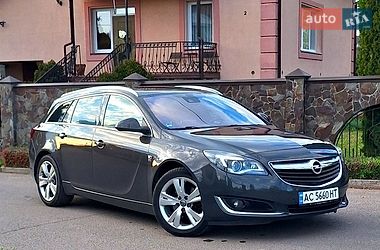 Універсал Opel Insignia 2015 в Нововолинську