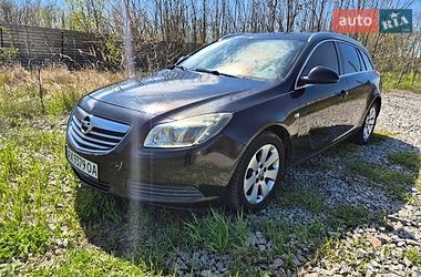 Универсал Opel Insignia 2012 в Харькове