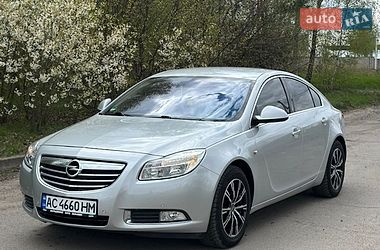 Лифтбек Opel Insignia 2010 в Луцке