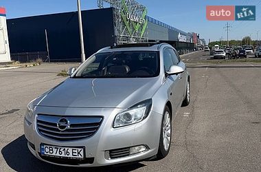 Универсал Opel Insignia 2010 в Чернигове