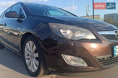 Універсал Opel Insignia 2012 в Києві