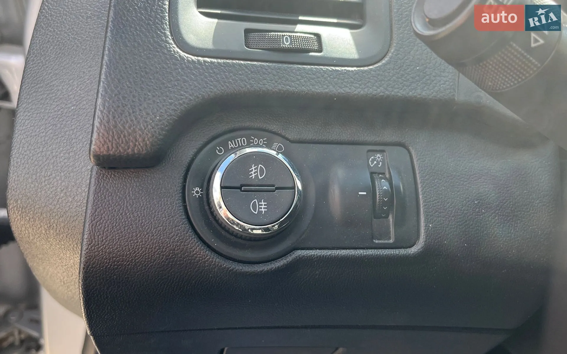 2013 Opel Insignia - мініатюра 12