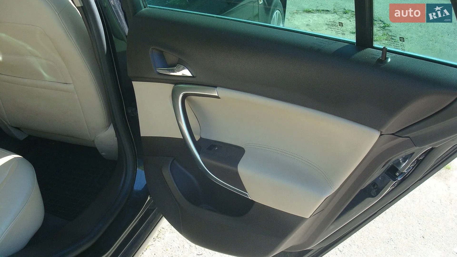 2012 Opel Insignia - мініатюра 13
