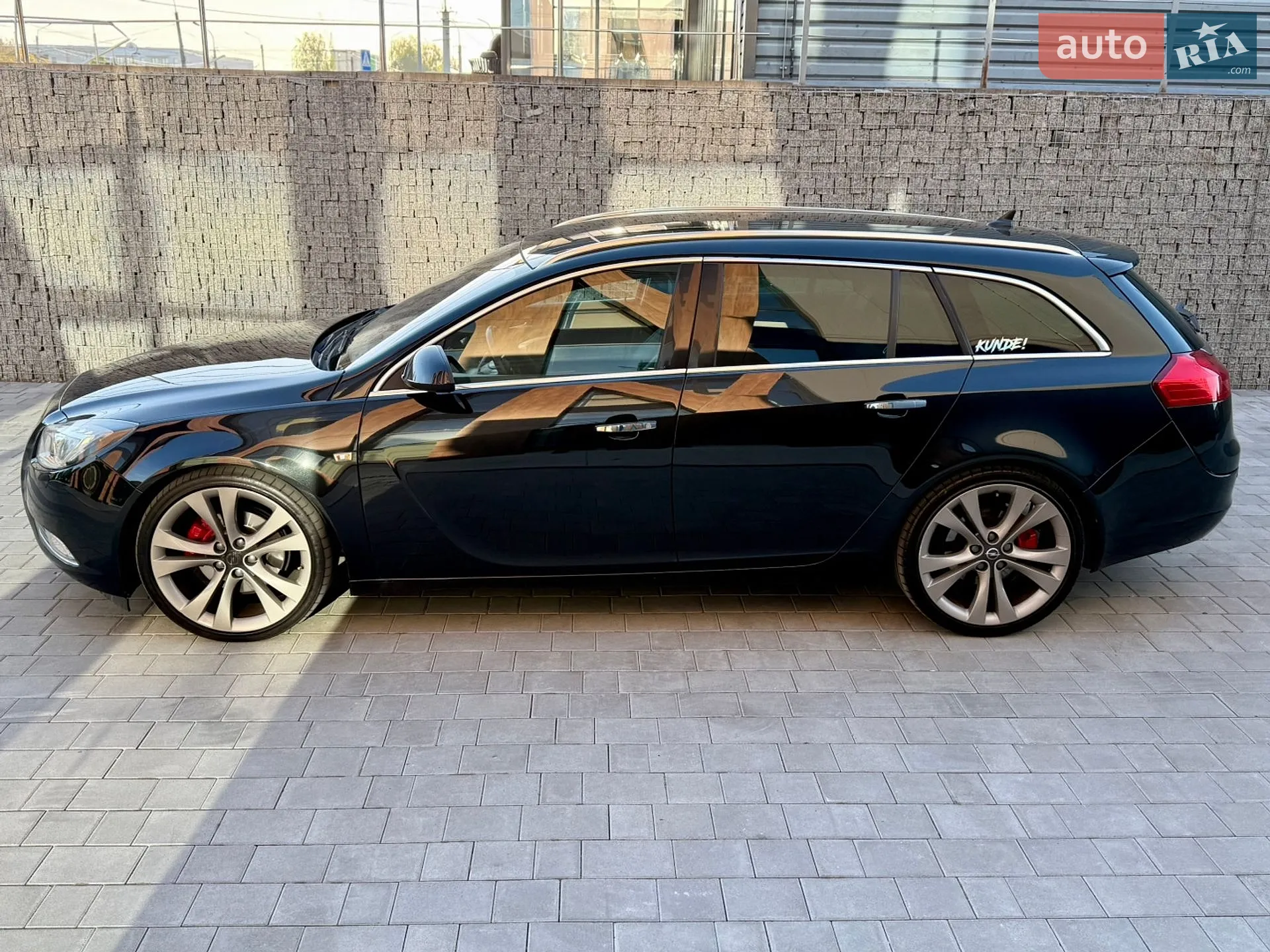 2010 Opel Insignia - мініатюра 5