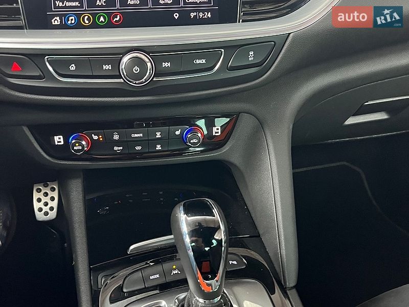 Ліфтбек Opel Insignia 2020 в Золочеві
