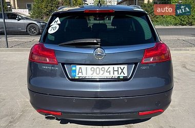 Універсал Opel Insignia 2009 в Києві