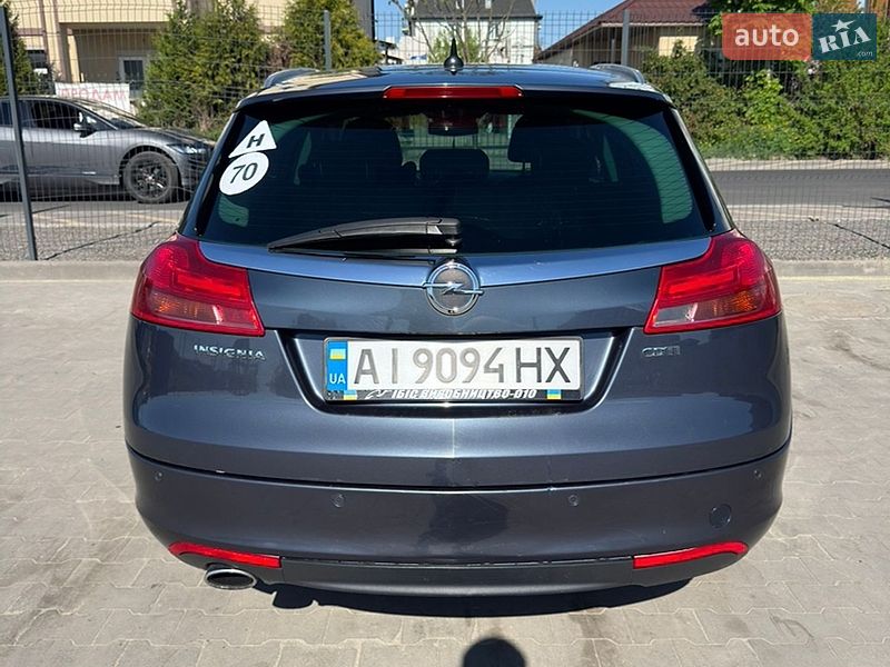 Універсал Opel Insignia 2009 в Києві