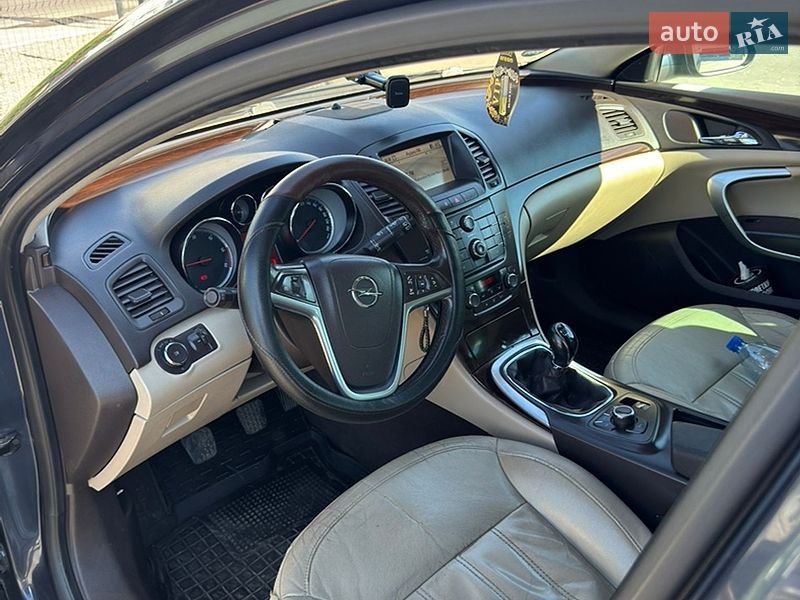 Універсал Opel Insignia 2009 в Києві