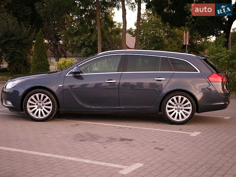 Універсал Opel Insignia 2010 в Коломиї