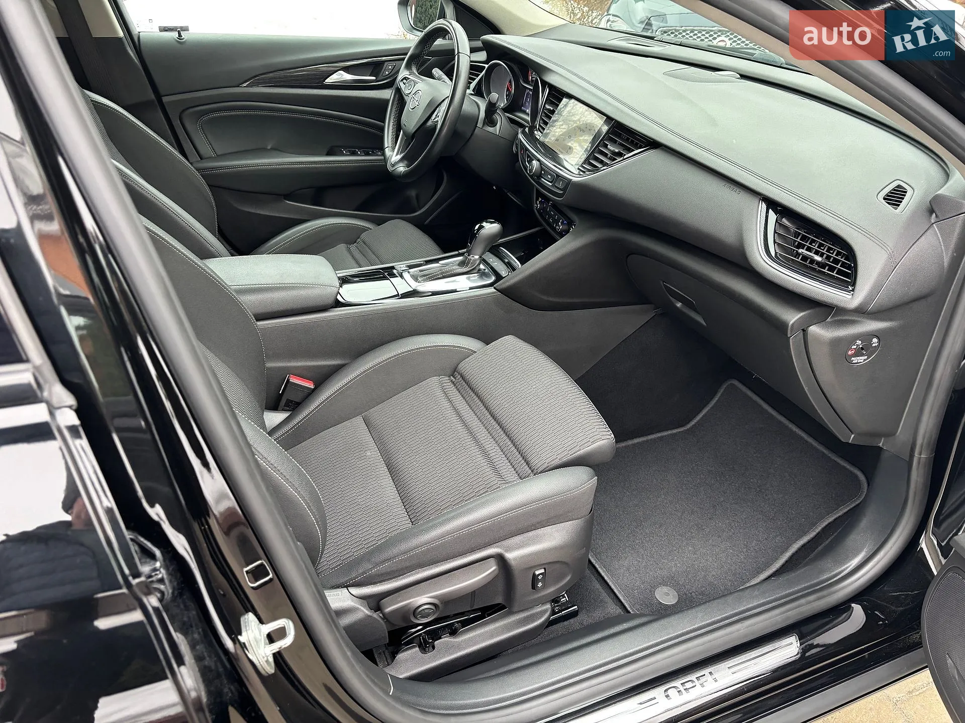 2018 Opel Insignia - мініатюра 18
