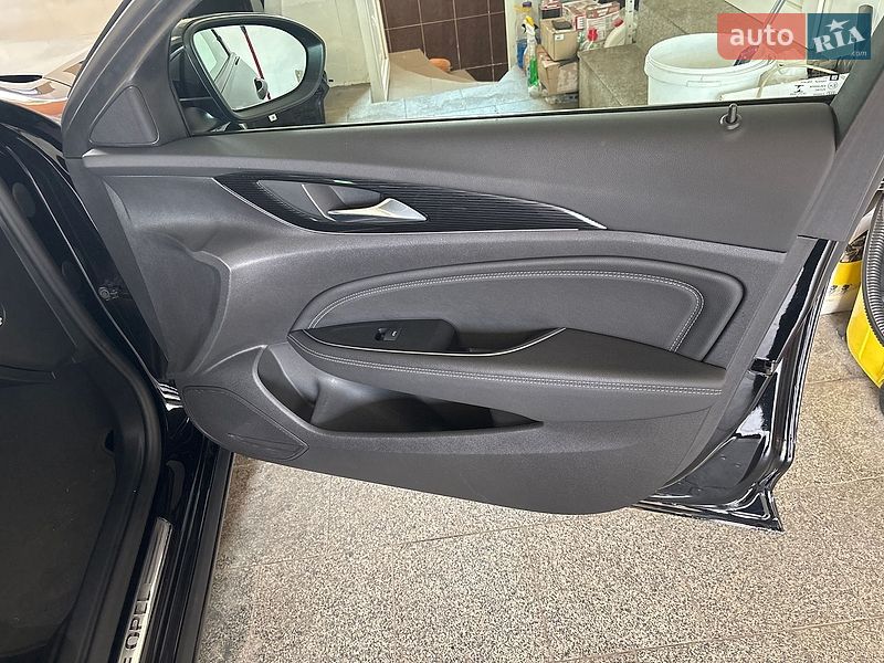 Универсал Opel Insignia 2018 в Барановке