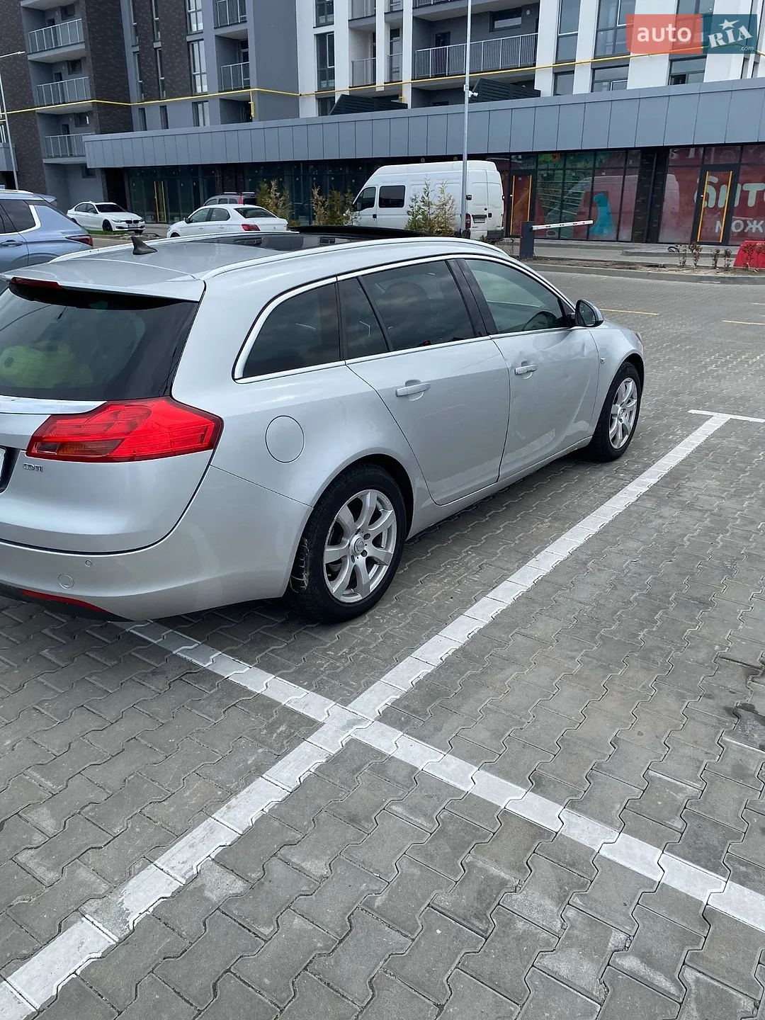 2011 Opel Insignia - мініатюра 2