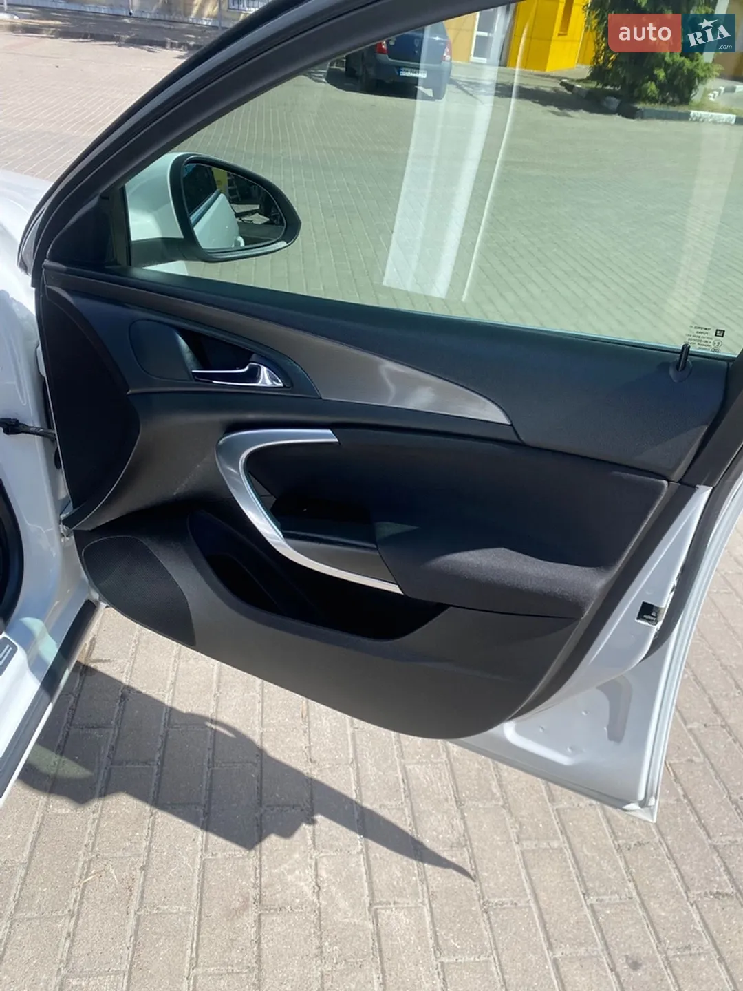 2010 Opel Insignia - мініатюра 15