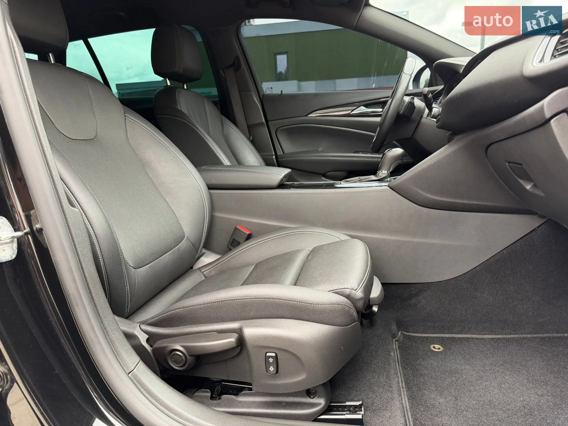 2020 Opel Insignia - мініатюра 32