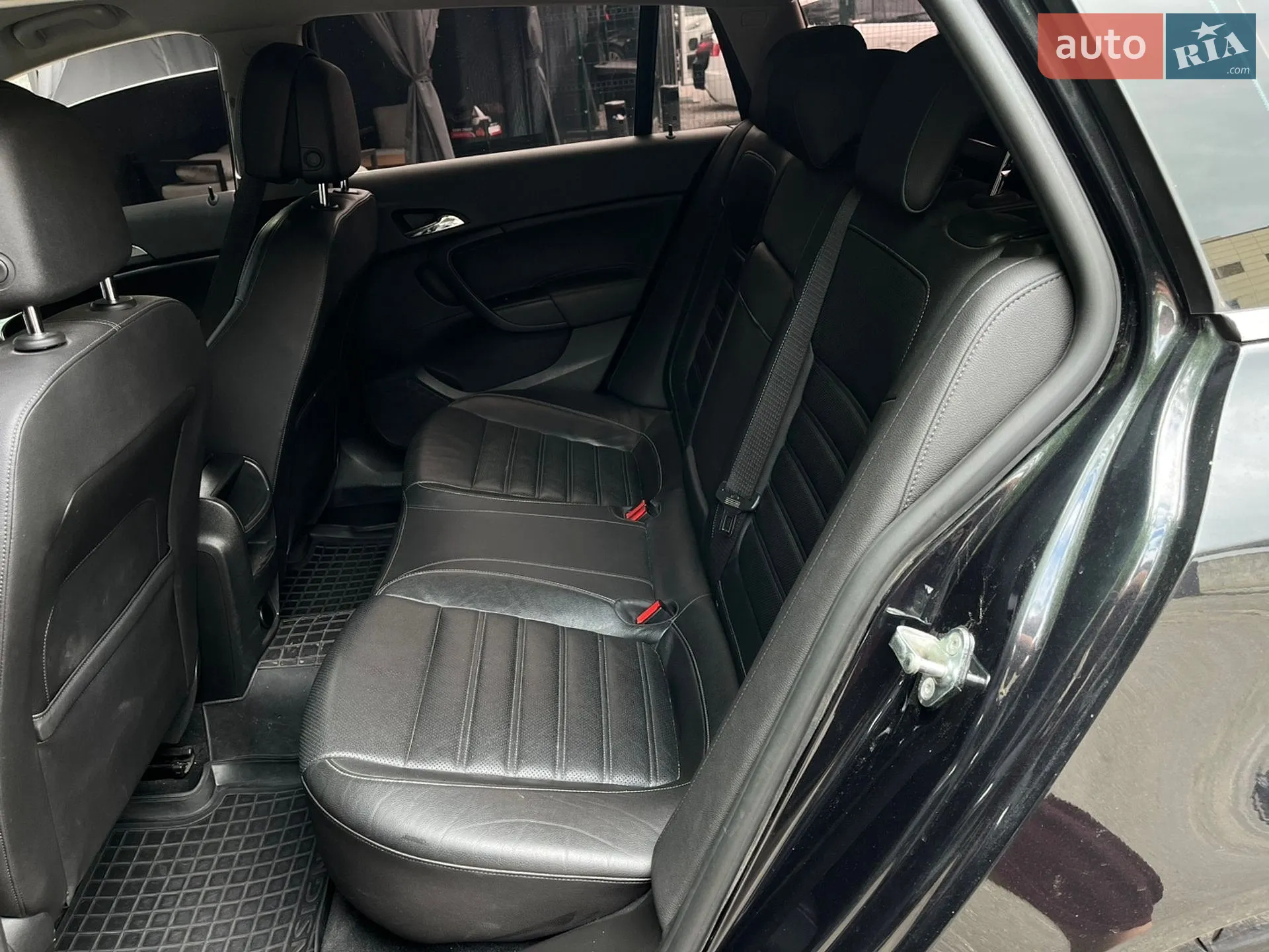 2015 Opel Insignia - мініатюра 9