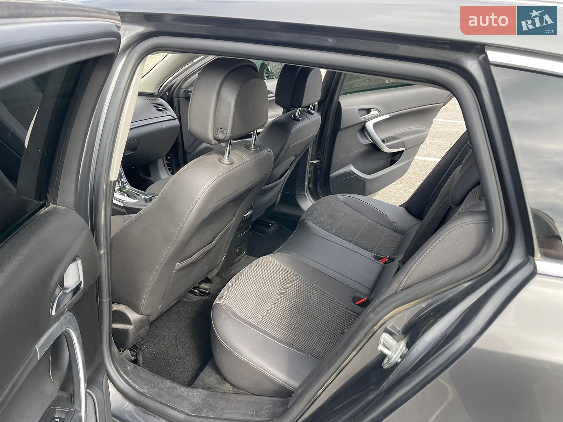 2011 Opel Insignia - мініатюра 8