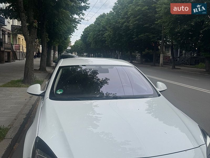 Седан Opel Insignia 2016 в Житомире фото Седан Opel Insignia 2016 в Житомире