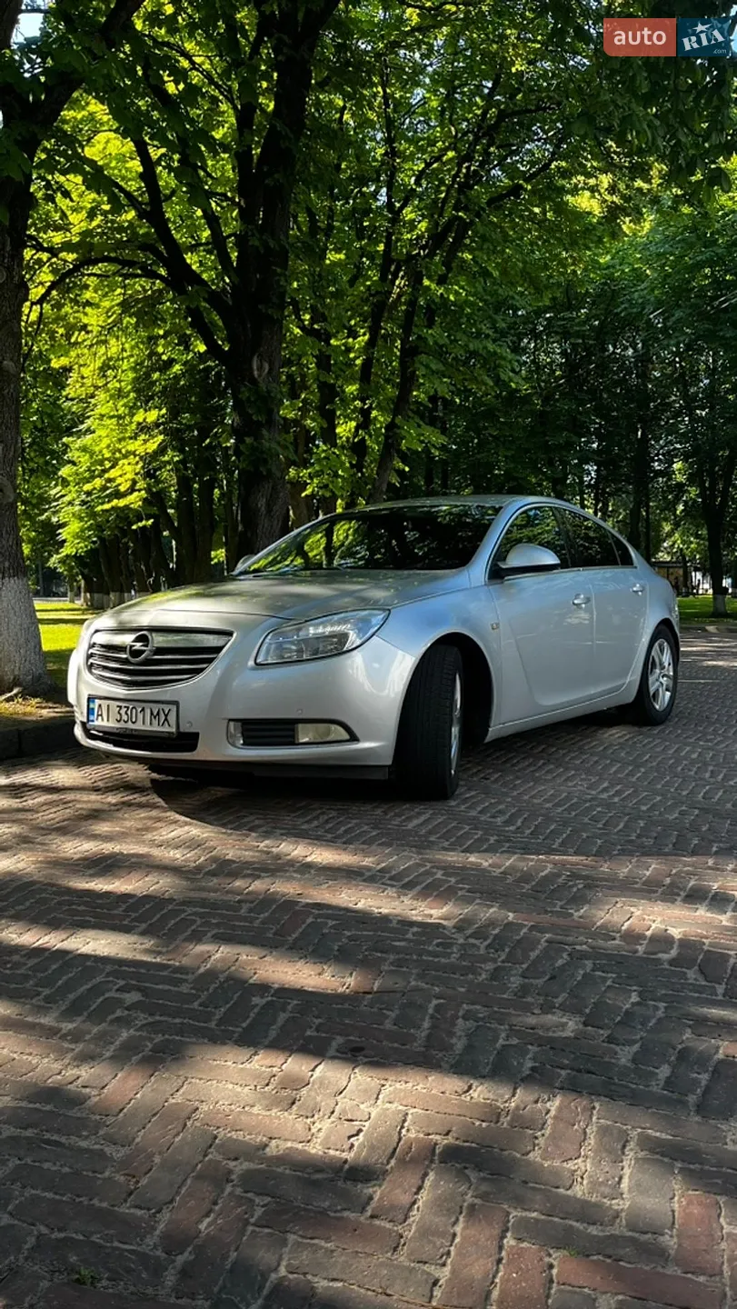 2010 Opel Insignia - мініатюра 12