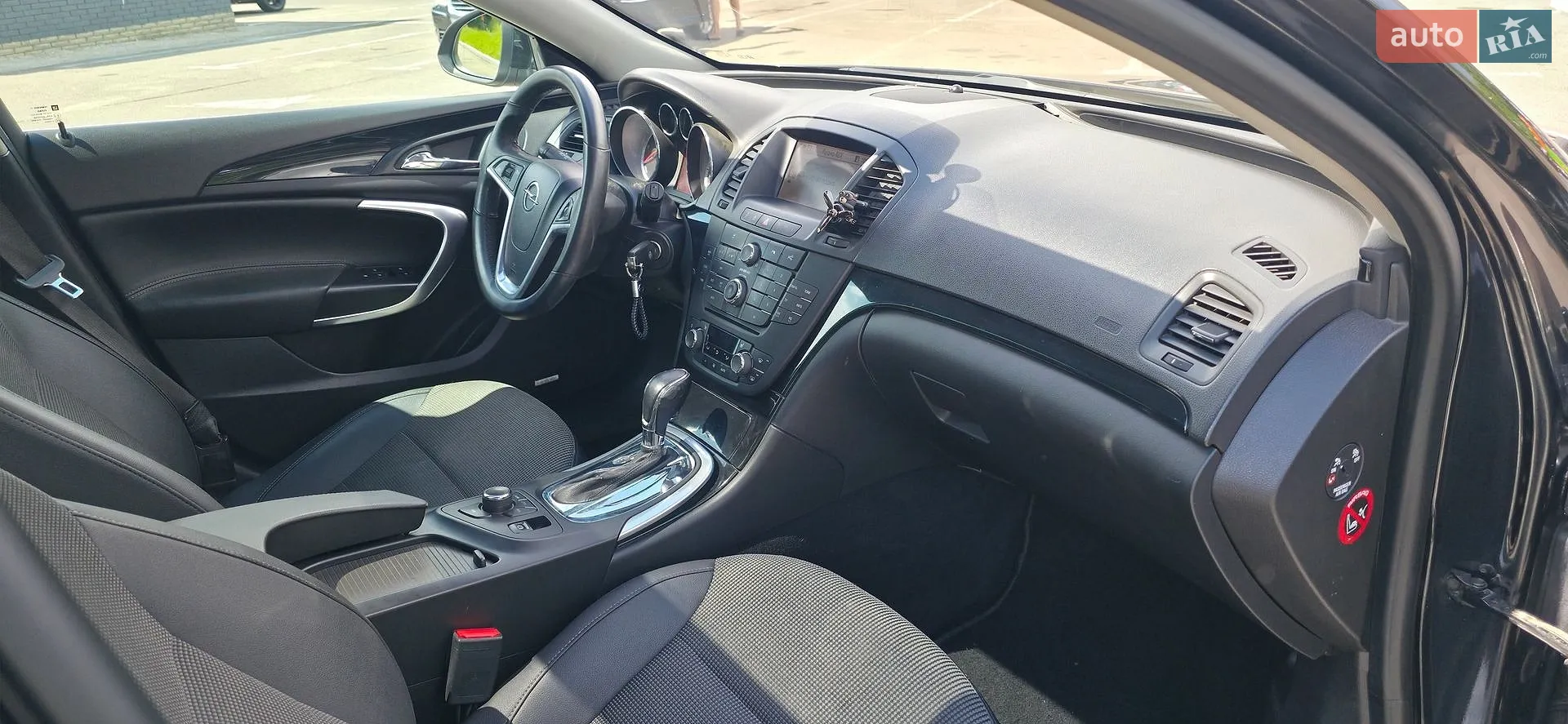 2010 Opel Insignia - мініатюра 7