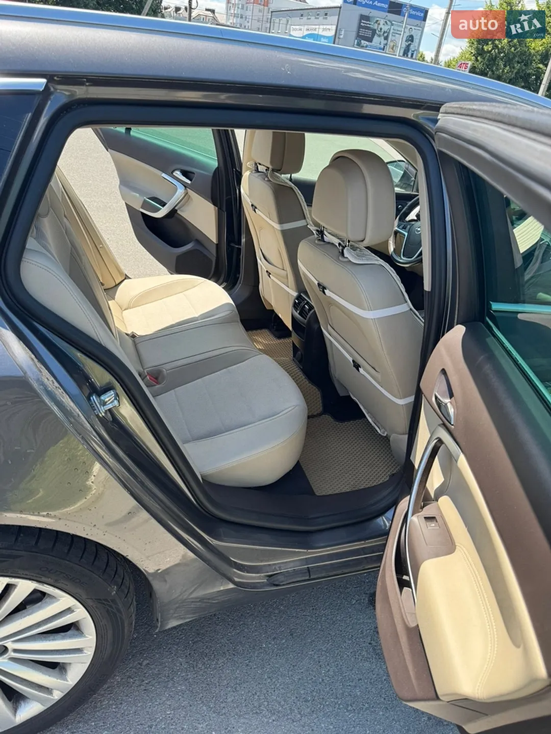 2011 Opel Insignia - мініатюра 16