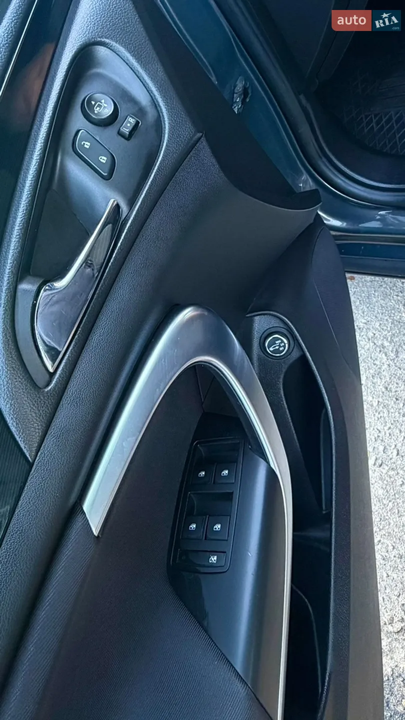 2016 Opel Insignia - мініатюра 10